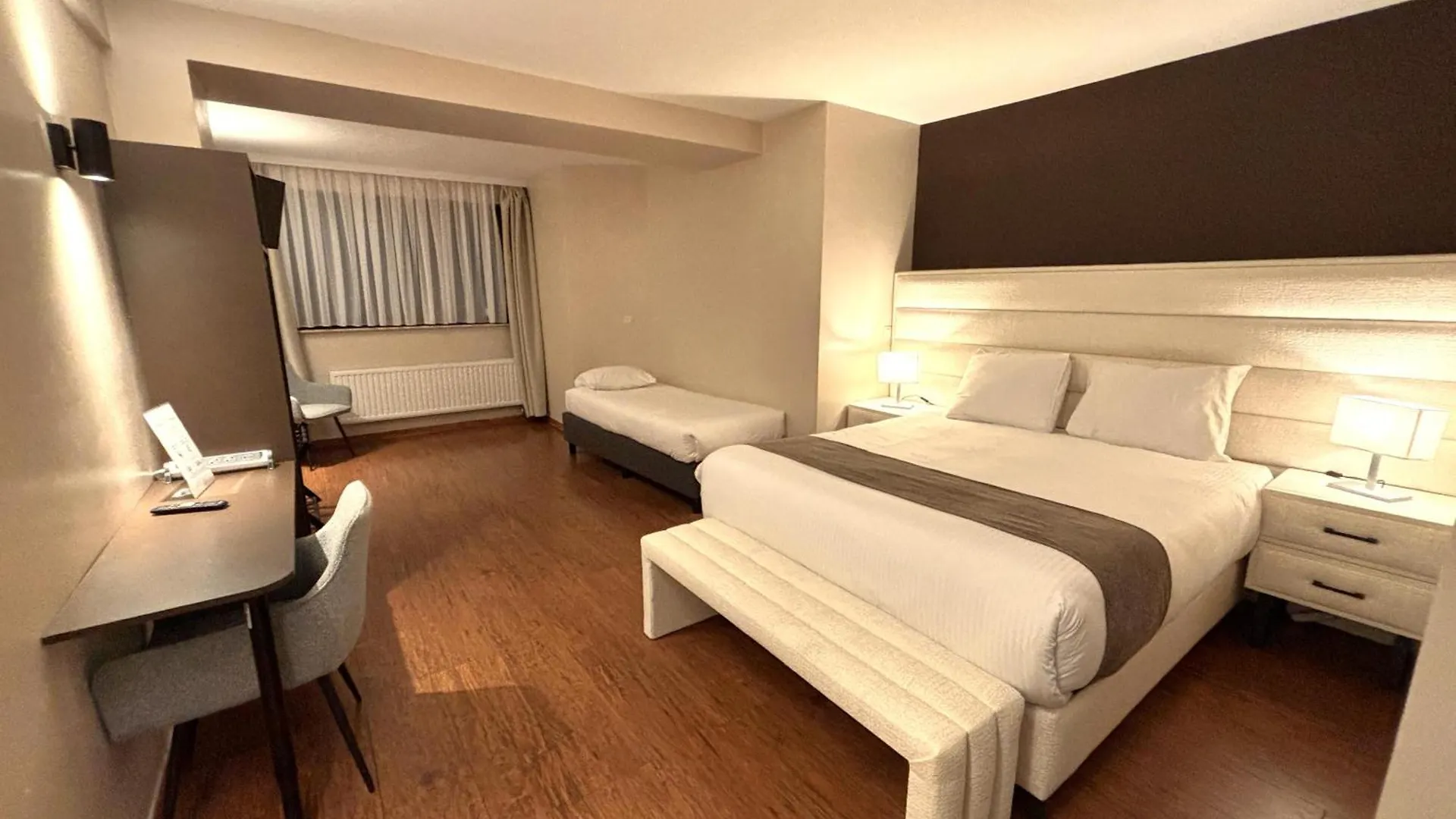 Escale Hotel Brussels 3*, Saint-Gilles Belgium