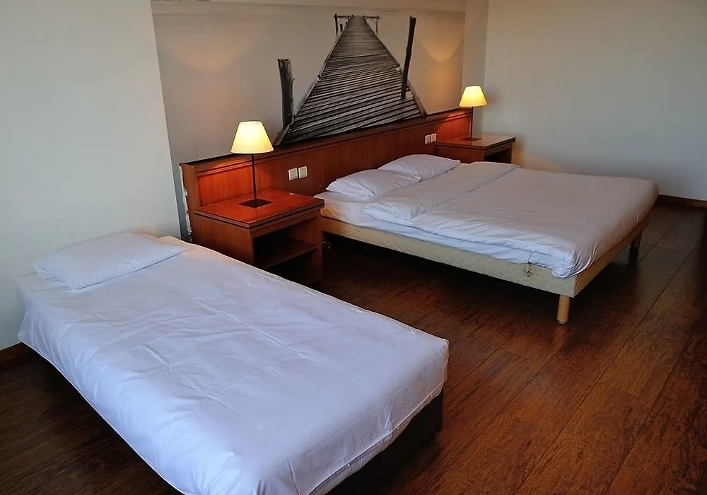 ***  Escale Hotel Brussels Belgium