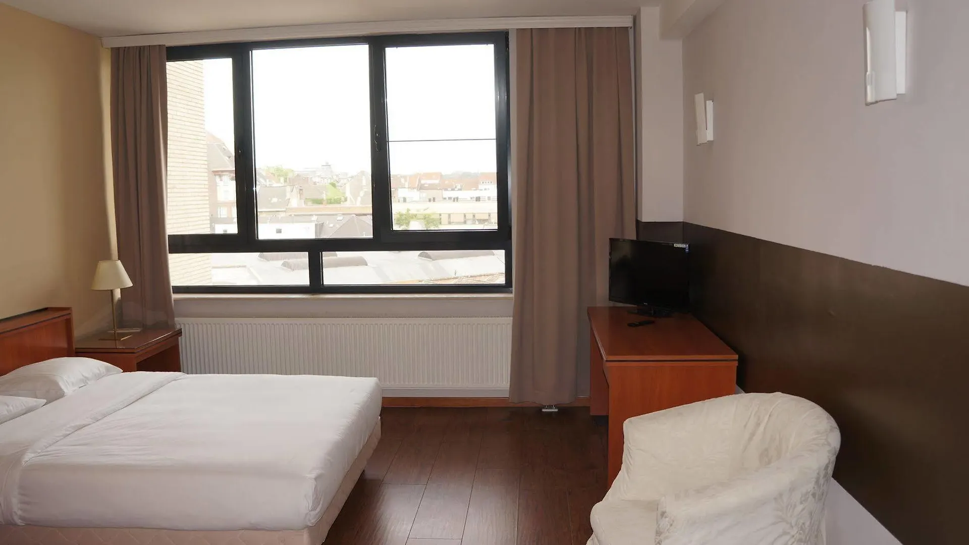 Escale Hotel Brussels 3*, Saint-Gilles