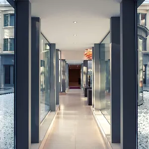 ميركيور بروكسل سنتر ميدي فندق